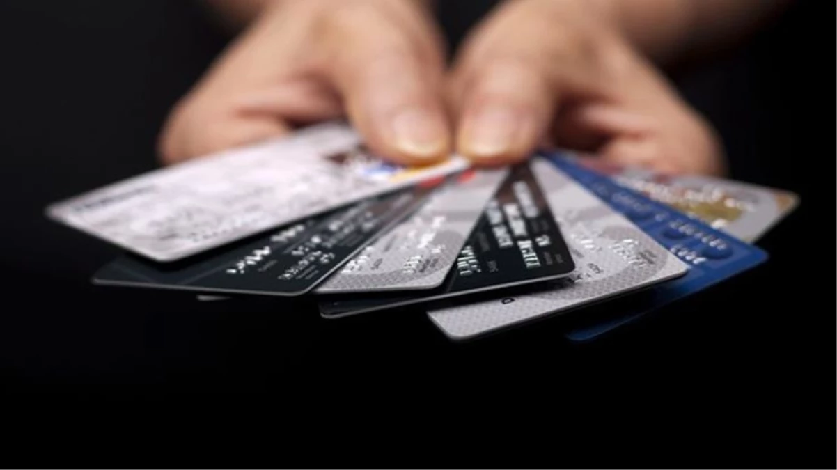 Kredi kartında aylık azami faiz yüzde 4,25’e yükseltildi